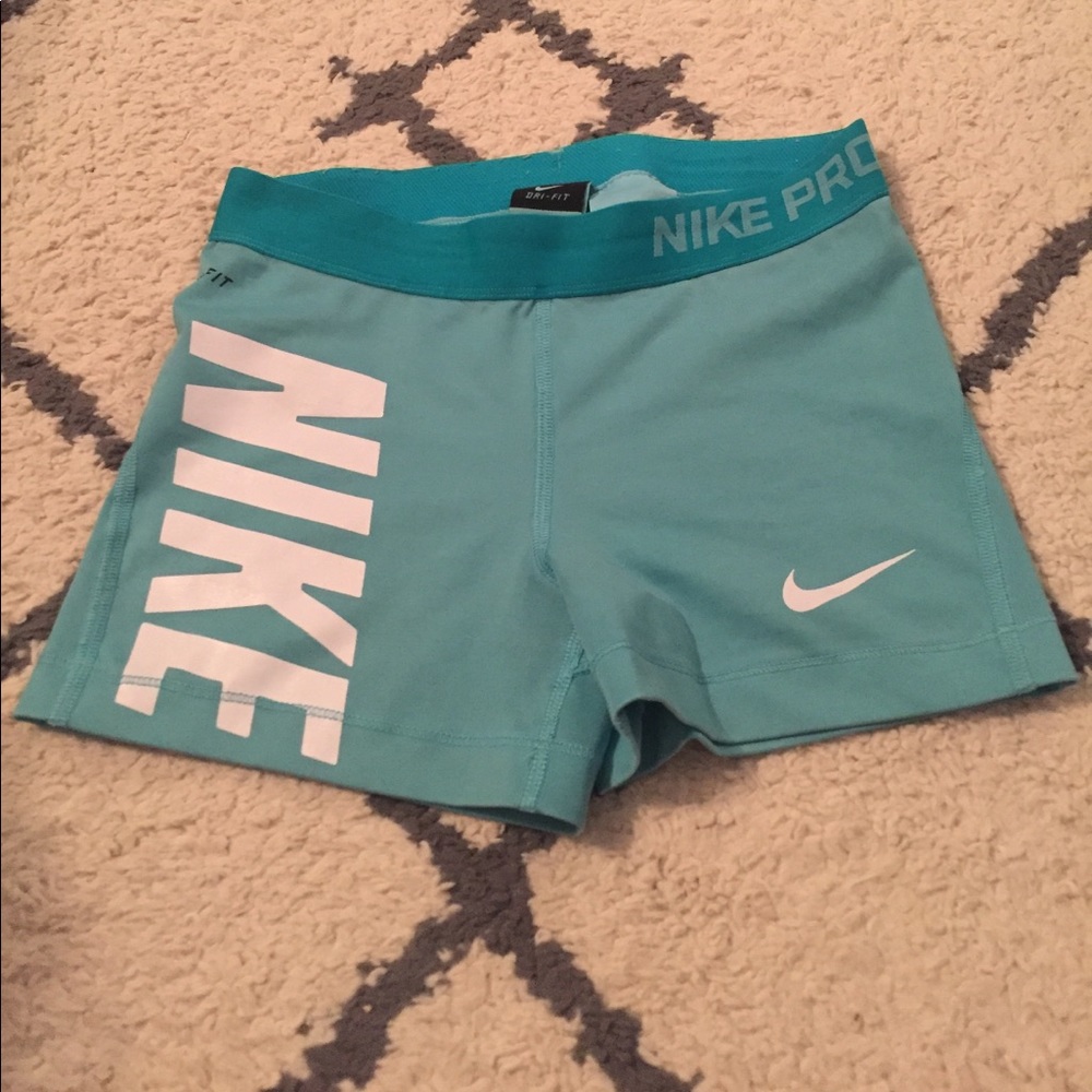 Nike spandex
